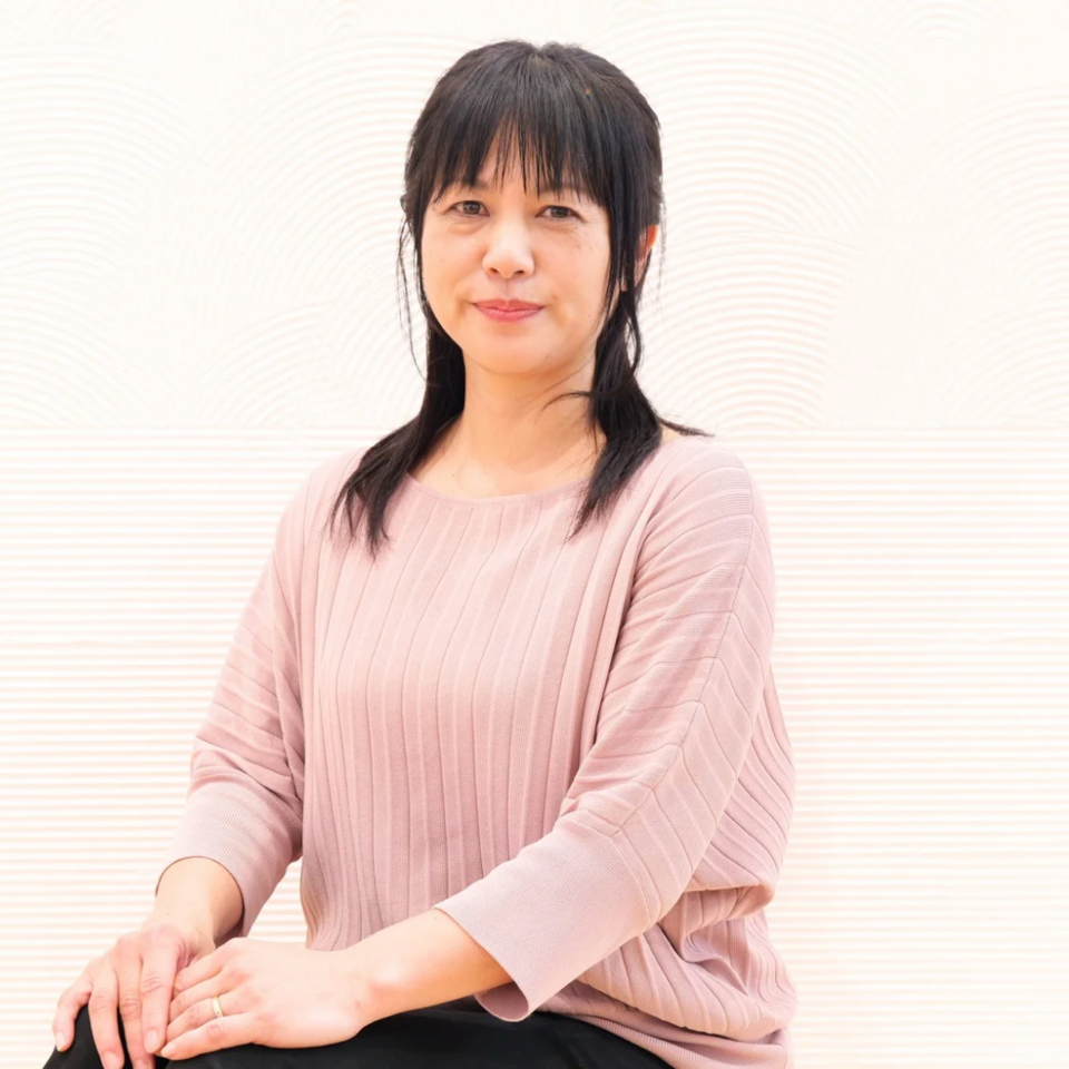 お客様係／保育士　日比野 朱美