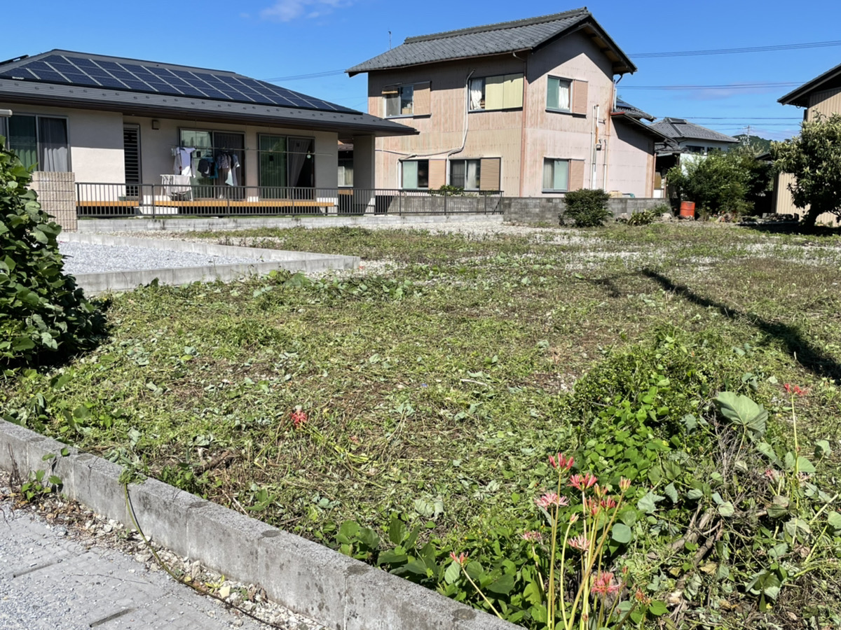 【住宅用地】不破郡垂井町府中　915万円（114.39坪 / 378.17㎡） 　東海道本線 / 垂井駅  1,900ｍ